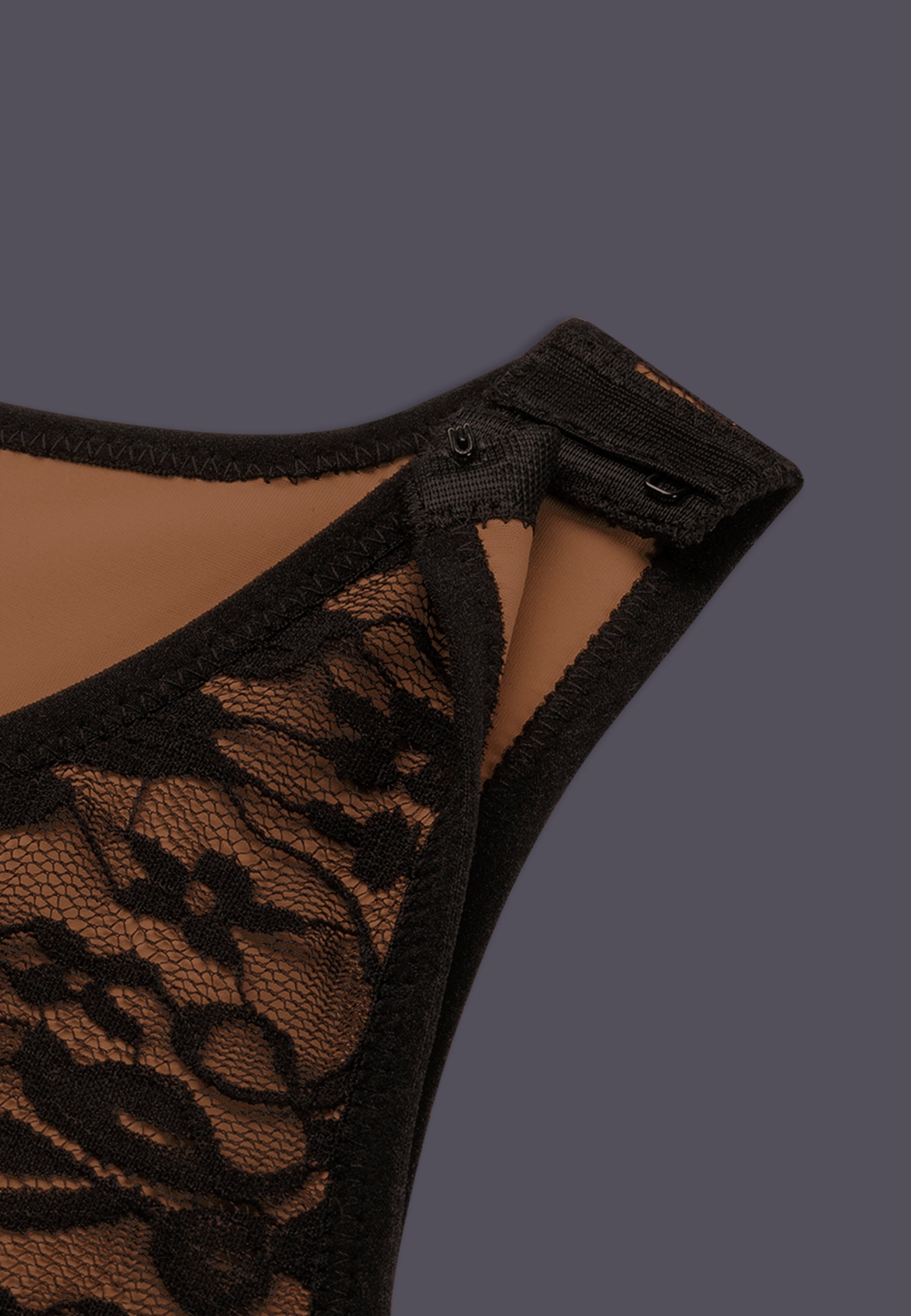 UNTAG Lace Short Binder Detail in Chocolate