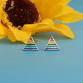 Boucles d'oreilles puces triangle arc-en-ciel